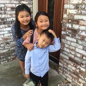 Meet your Posher, Nguntha